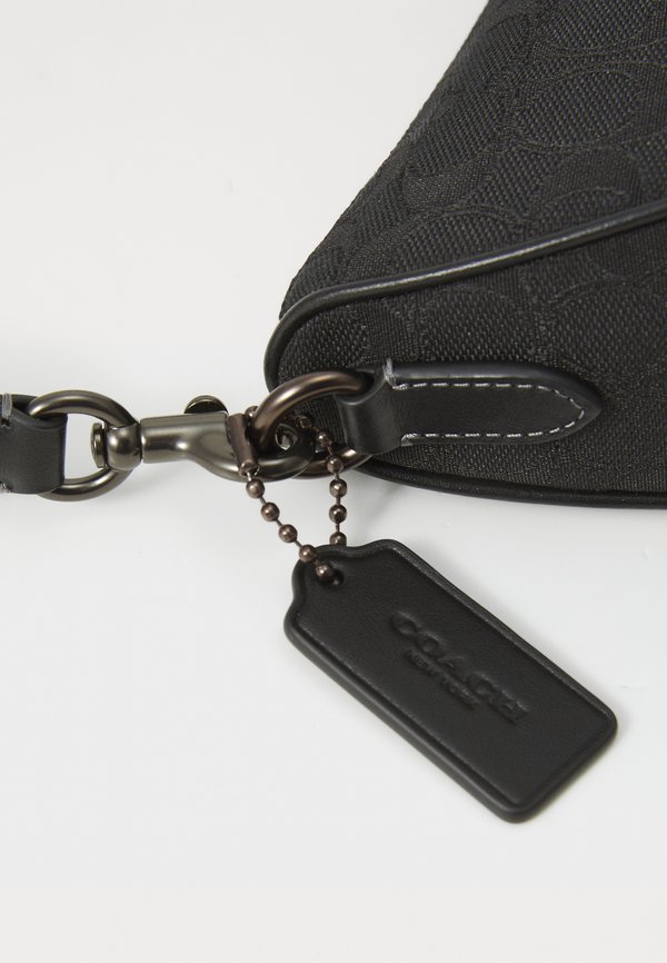 HALL SOFT SLING BAG IN SIGNATURE - Cross body bag4