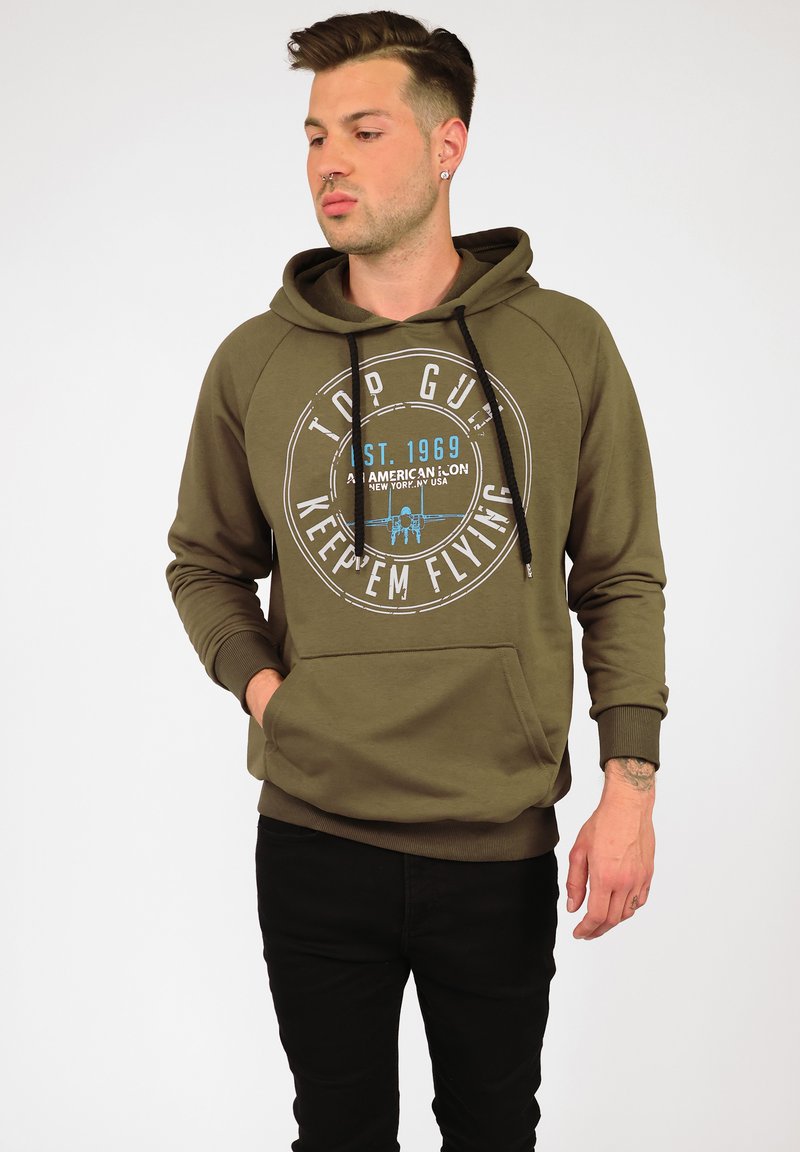 Olivgrön hoodie i bomullsblandning, med en framficka i kangaroo-stil och grafiskt tryck med blå accenter. Ribbad mudd och fåll.