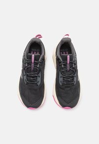 New Balance NITREL - Scarpe da corsa su strada - black