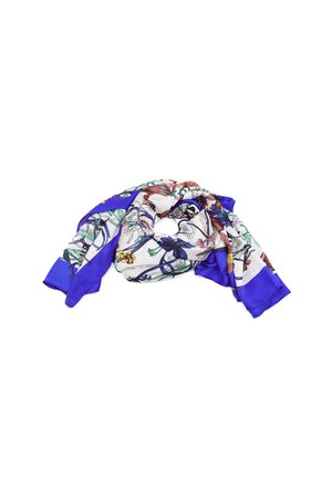 Foulard di seta con un motivo floreale dai colori vivaci, con orlo blu uniforme. Texture morbida con forma fluida, elegantemente drappeggiato.
