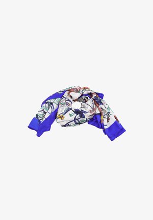 Foulard di seta con un motivo floreale dai colori vivaci, con orlo blu uniforme. Texture morbida con forma fluida, elegantemente drappeggiato.