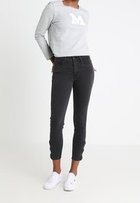 Levi's® Vaqueros pitillo - grey denim