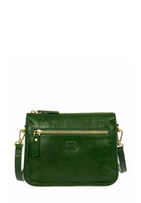 Sac bandoulière en cuir vert avec une texture lisse, une poche zippée à l'avant et des finitions en métal doré. Bandoulière réglable pour plus de polyvalence.