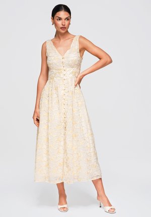 Ombre, DRESS OW-DLR-E0015 - Robe de soirée - beige