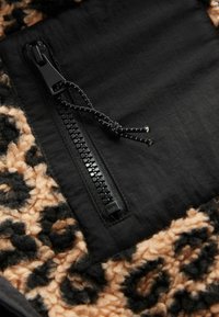 Next REGULAR FIT TEDDY BORG - Zimná bunda - animal print