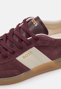 BOSS BRANDON - Baskets basses - open red