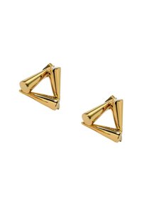 Pendientes triangulares en color dorado, hechos de metal pulido, que presentan tres formas cónicas que se conectan para formar un diseño geométrico.