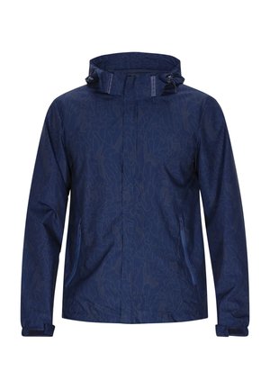 Tumes sinine veekindel jakk, millel on tekstureeritud geomeetriline muster, reguleeritav kapuuts, eest lukuga taskud ja elastsed mansetid. Kerge disain.