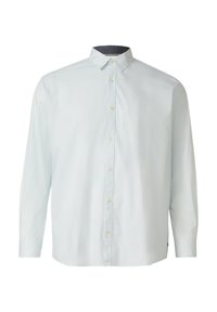 Camicia azzurro chiaro a maniche lunghe con colletto abbottonato e sottili righe verticali. Presenta bottoni gialli e un tessuto strutturato.