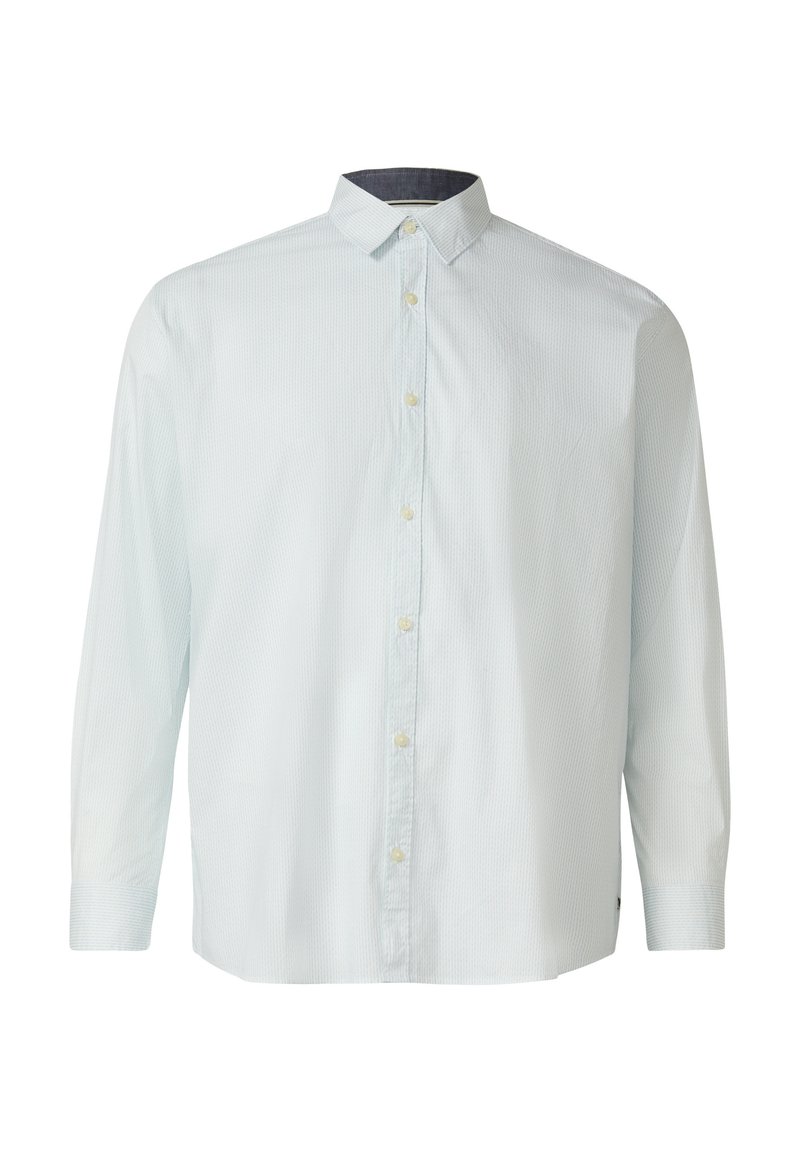 Camicia azzurro chiaro a maniche lunghe con colletto abbottonato e sottili righe verticali. Presenta bottoni gialli e un tessuto strutturato.