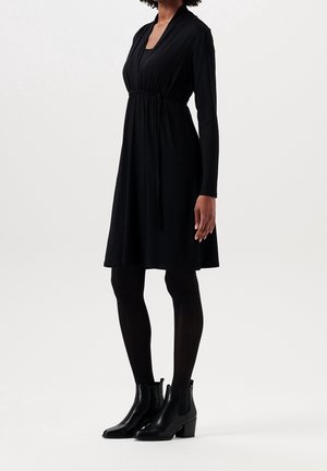 Sukienka z dżerseju