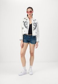 BDG Urban Outfitters JE TAMIE CAMI  - Top - black
