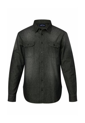 Camisa de botones de manga larga en gris oscuro, hecha de denim, con dos bolsillos en el pecho con solapas y un cuello tradicional. Textura suave.