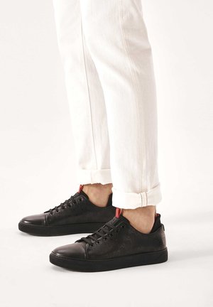 Kazar AJAKS - Sneaker low - black