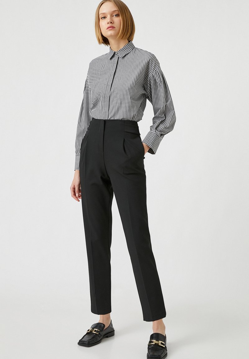 Koton Overhemdblouse zwart Koton Overhemdblouse zwart