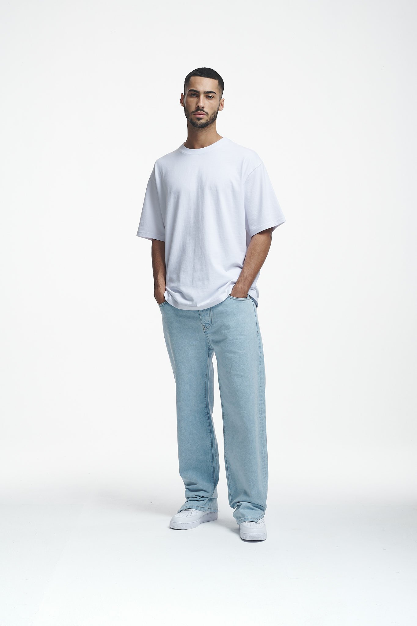 anuans Slim straight denim LIGHT BLUE 2 anuans スリムストレート