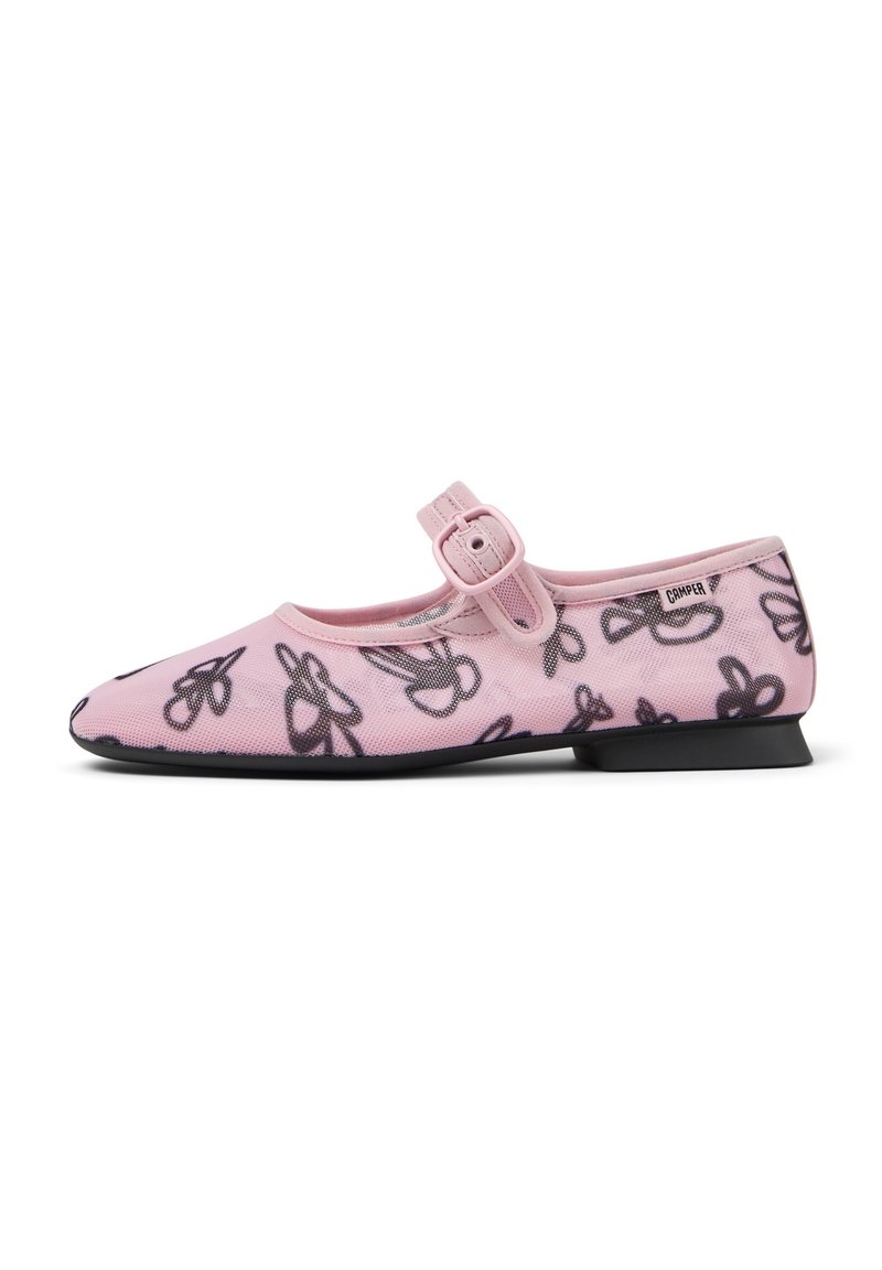 Ballerine rosa in materiale mesh, con motivo a fiocco nero e chiusura laterale con fibbia. Tacco basso e piatto nero.