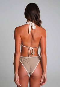 Moda Minx Bikini-Hose - stone