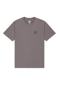 Grijze katoenen T-shirt met korte mouwen, ronde hals en een klein bruin logo op de bovenste linkerborst. Zachte textuur en casual ontwerp.