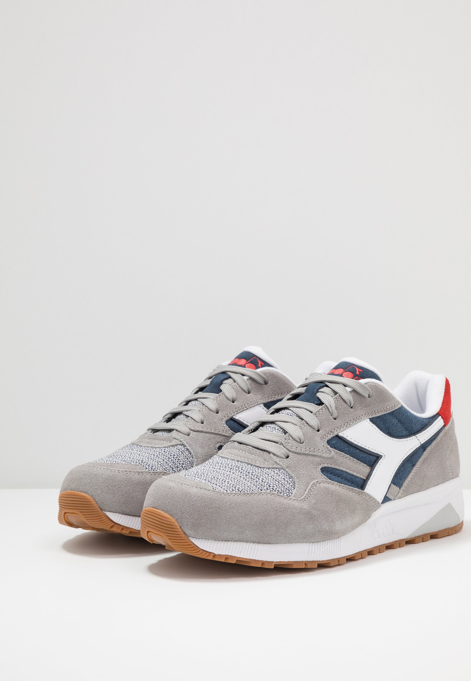 n902 diadora