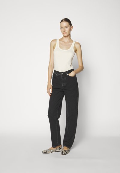Filippa K BAGGY TAPERED  - Relaxed fit jeans - charcoal