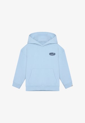 Sweat à capuche bleu clair en tissu doux, doté d'une poche kangourou, de poignets côtelés et d'un petit motif bleu marine sur la poitrine.