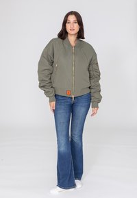 Bombers IWAKI UNISEX khaki
