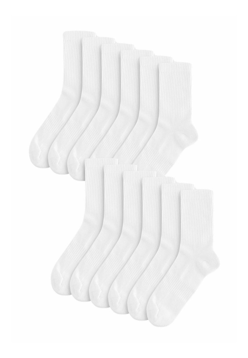 Șosete albe până la gleznă, set de douăsprezece, cu un tiv cu nervuri și o textură netedă. Fiecare șosetă are un design clasic, cu vârf rotunjit.