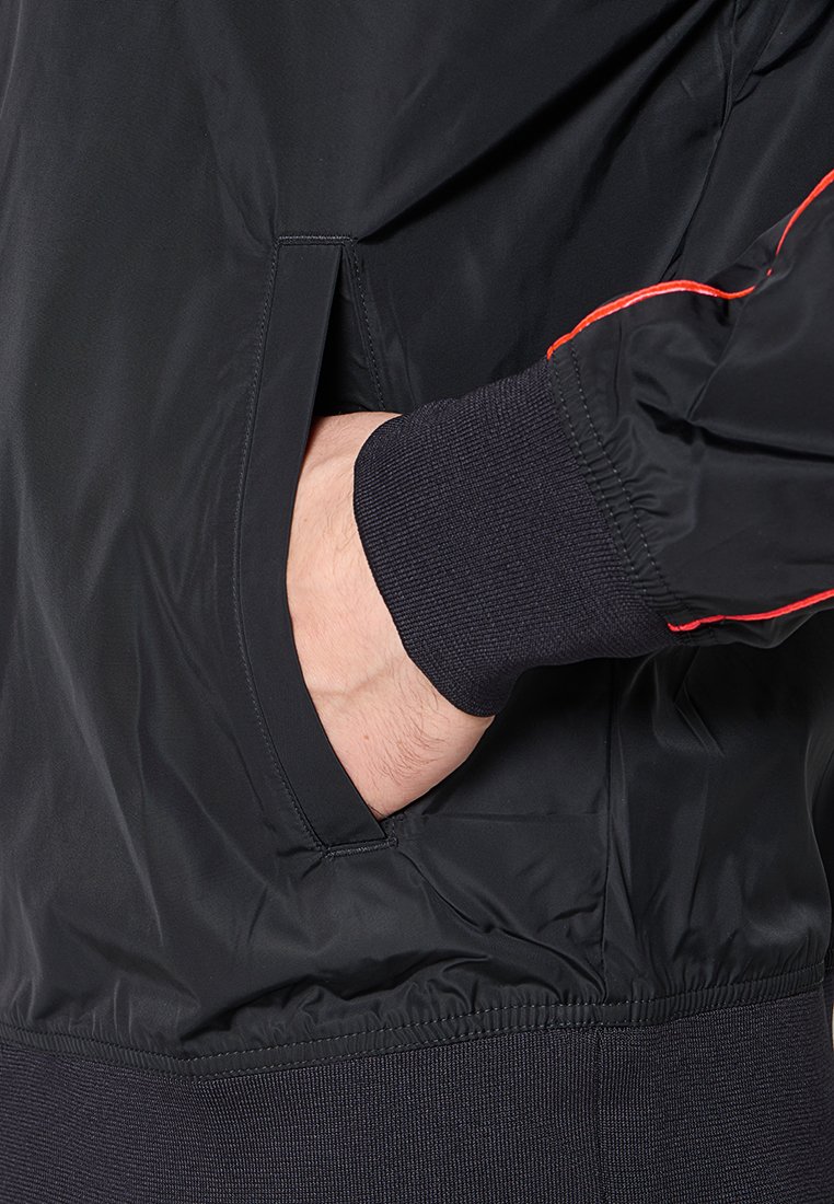 Outdoorjacke