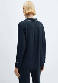 Mango Komplet pižame - royal blue