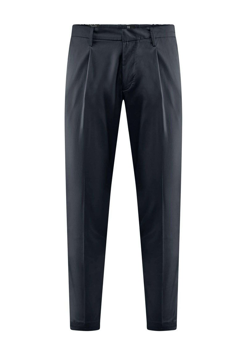 Pantaloni blu navy con taglio dritto, texture liscia, frontale plissettato e vita tipica con passanti per cintura. Nessun abbellimento visibile.