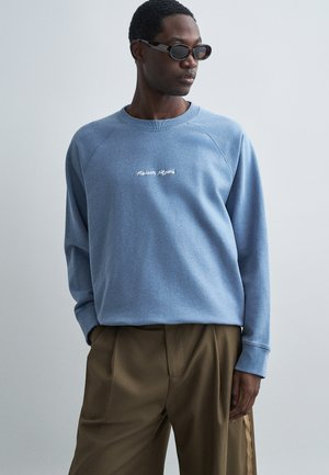 Maison Kitsuné LINE HANDWRITING - Sweatshirt - powder blue