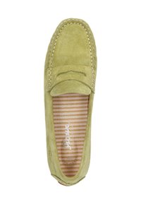 Grüne Wildleder-Mokassinschuhe mit gestickten Details, runder Zehenpartie und gestreifter Innenauskleidung. Keine Schnürsenkel; im Slip-On-Design.