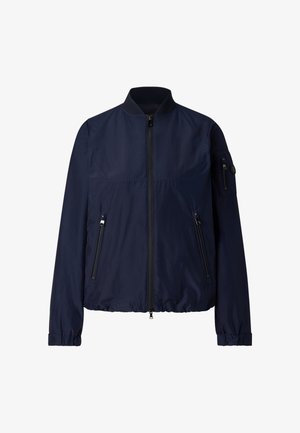 Marineblaue, leichte Bomberjacke mit Frontreißverschluss, zwei seitlichen Reißverschlusstaschen, elastischen Bündchen und Reißverschlusstasche am linken Ärmel.