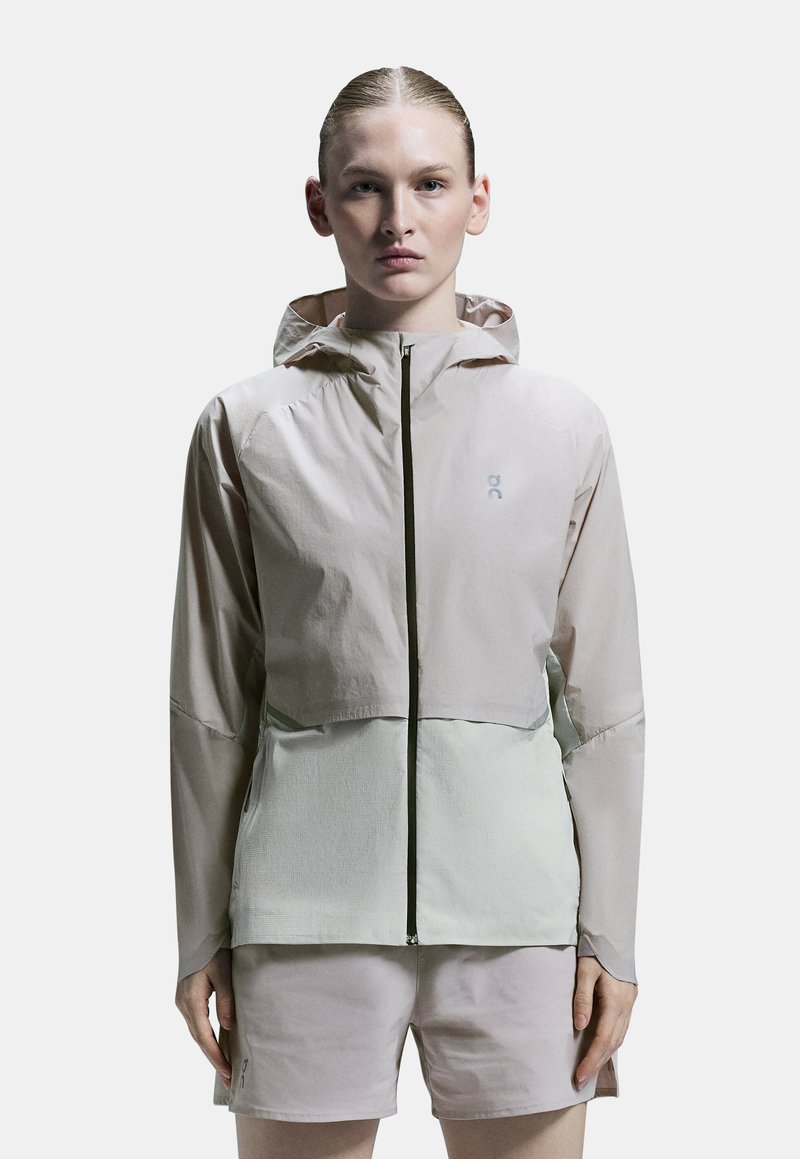 On CORE - Laufjacke - fade glacier