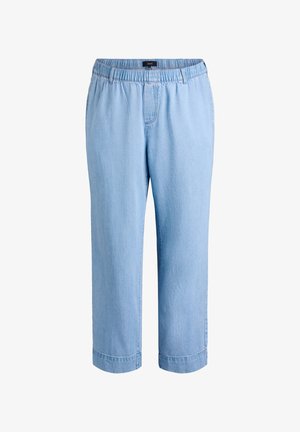 Světlé modré zkrácené kalhoty s elastickým pasem, nabízející pohodlný střih a hladkou denimovou texturu. Žádné viditelné boční kapsy.