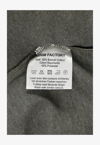 Niewybrane, olive melange