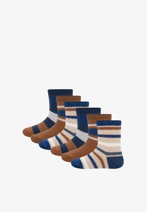 Pet par sock v različnih odtenkih rjave in modre barve. Motivi vključujejo črte in blokiranje barv. Narejene so iz pletenine.