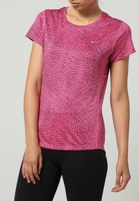 Nike Performance Camiseta deportiva - pink