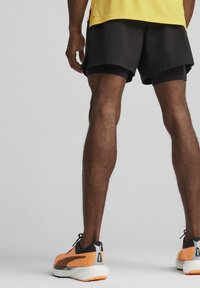 Puma 2-IN-1 - Sportiniai šortai - black
