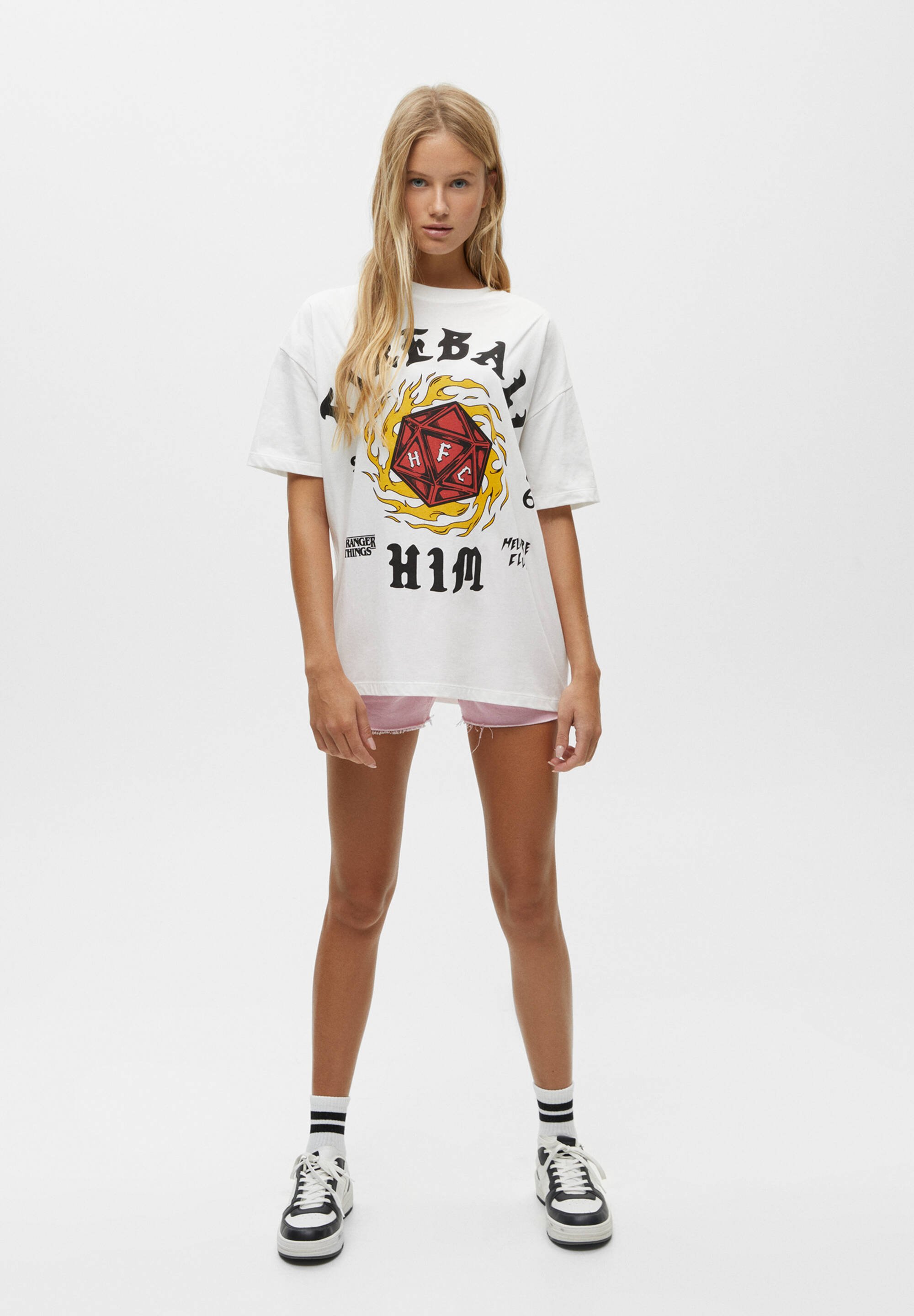 pull and bear stranger things shirt