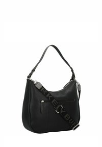 Borsa a tracolla in pelle nera con due tasche frontali con zip, superficie testurizzata e una larga tracolla regolabile con lettering del marchio.
