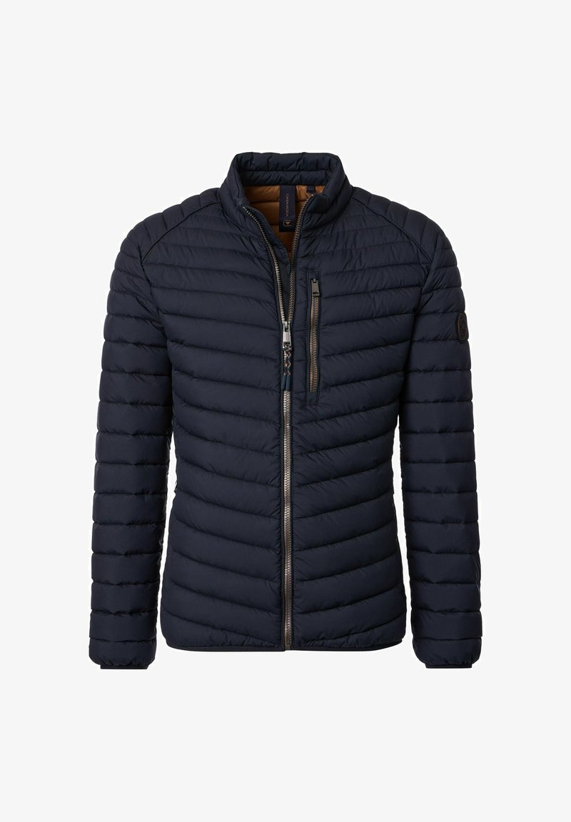 Miesten tummansininen tilkkupintainen puffer-takki, jossa on edessä vetoketju, rintatasku vetoketjulla ja seisova kaulus, esitetty valkoista taustaa vasten.