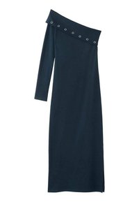 Abito navy off-the-shoulder realizzato in tessuto a maglia, con uno spacco laterale e occhietti di metallo decorativi lungo il collo. Manica lunga e aderente.