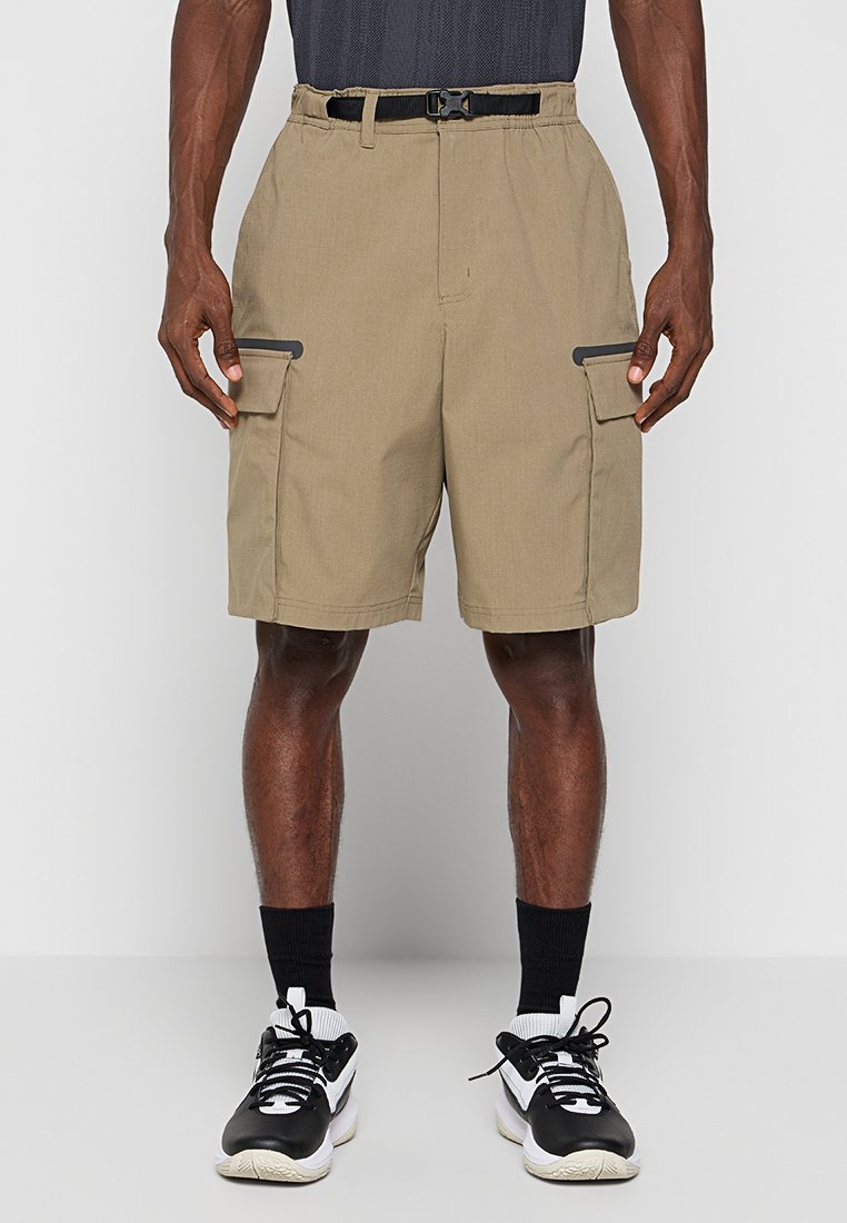 Under Armour Korte broeken bruin Under Armour Korte broeken bruin