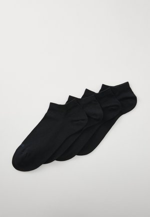 Chaussettes noires à la cheville en lot de quatre avec une texture lisse, des ouvertures élastiquées et des zones de bout et de talon renforcées.