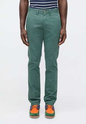 BEDFORD FLAT PANT - Chinos - charter green