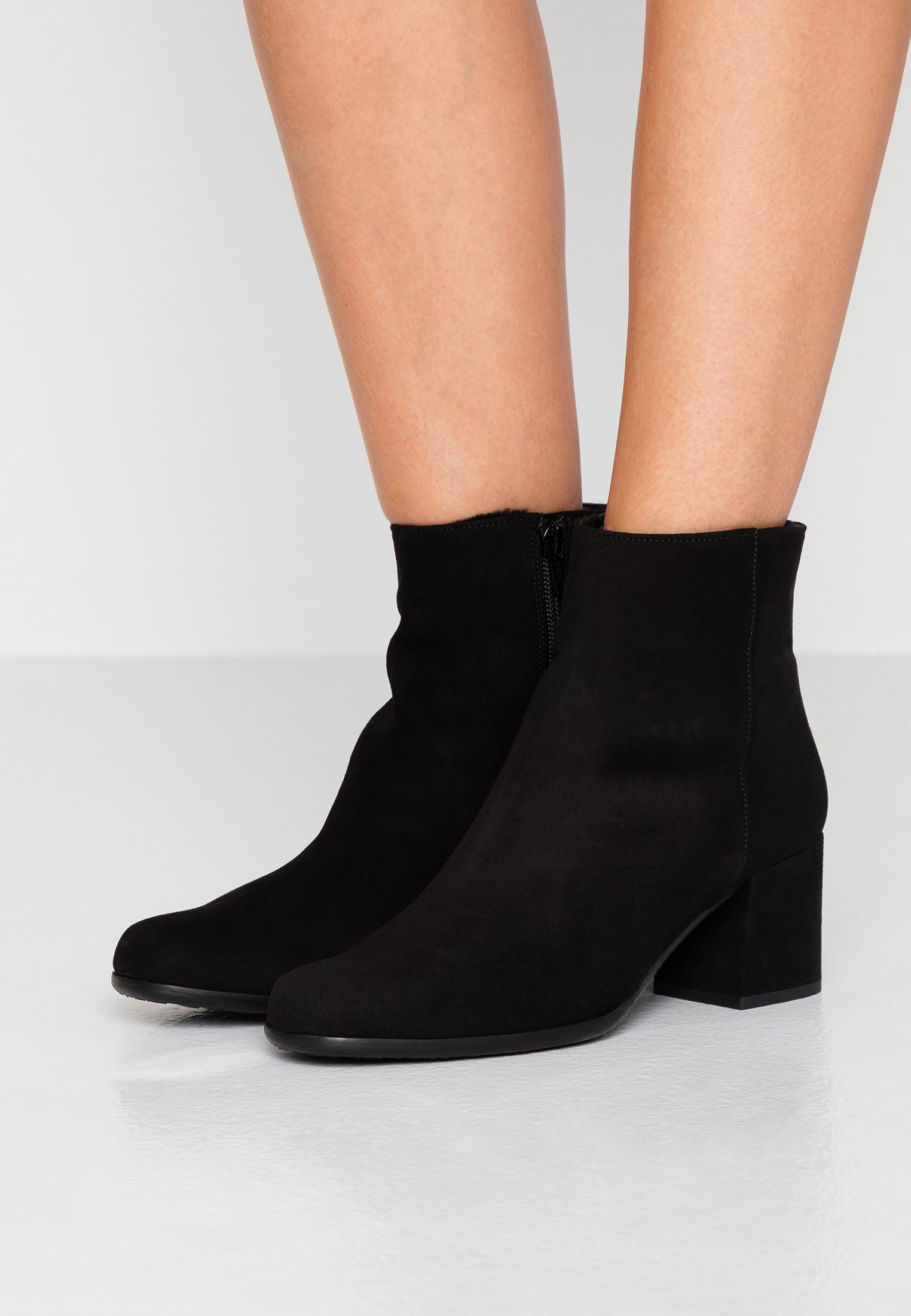 Pretty Ballerinas ANGELIS Korte laarzen black Zalando.nl Pretty Ballerinas ANGELIS Korte laarzen black Zalando.nl