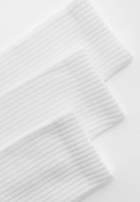 PULL&BEAR 3 PACK biały