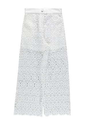 Gonna midi bianca con motivo in pizzo circolare, chiusura frontale con bottoni e orlo smerlato.